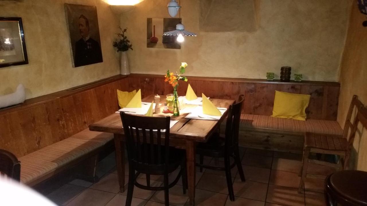 Gasthaus Kreuz Schruns Extérieur photo