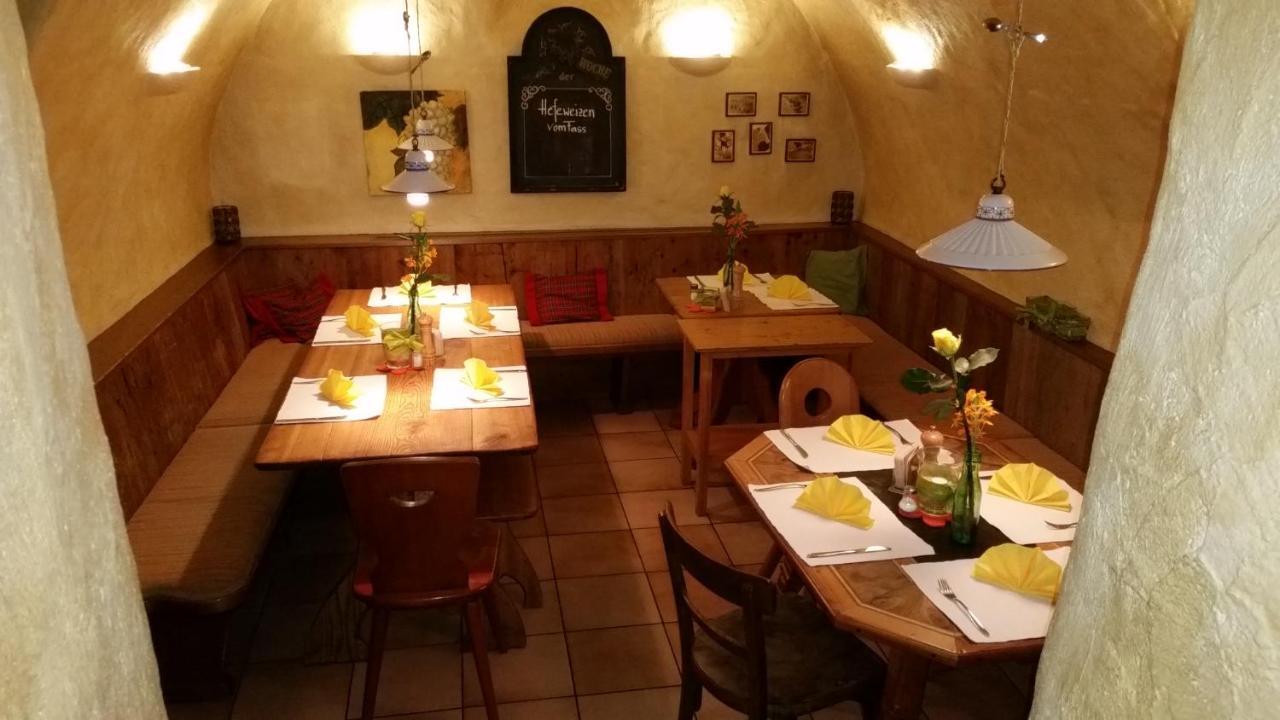 Gasthaus Kreuz Schruns Extérieur photo